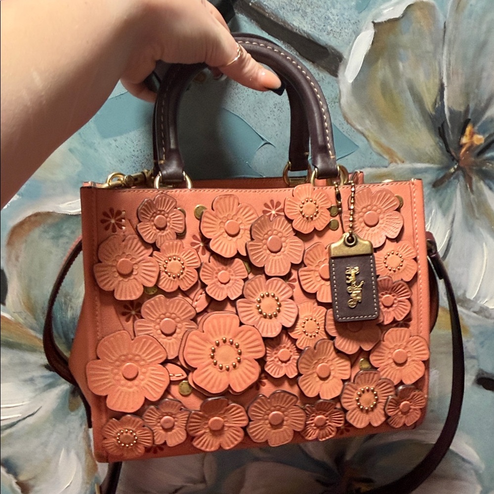 Rare, Coach Rogue 25 Tea Rose Crossbody